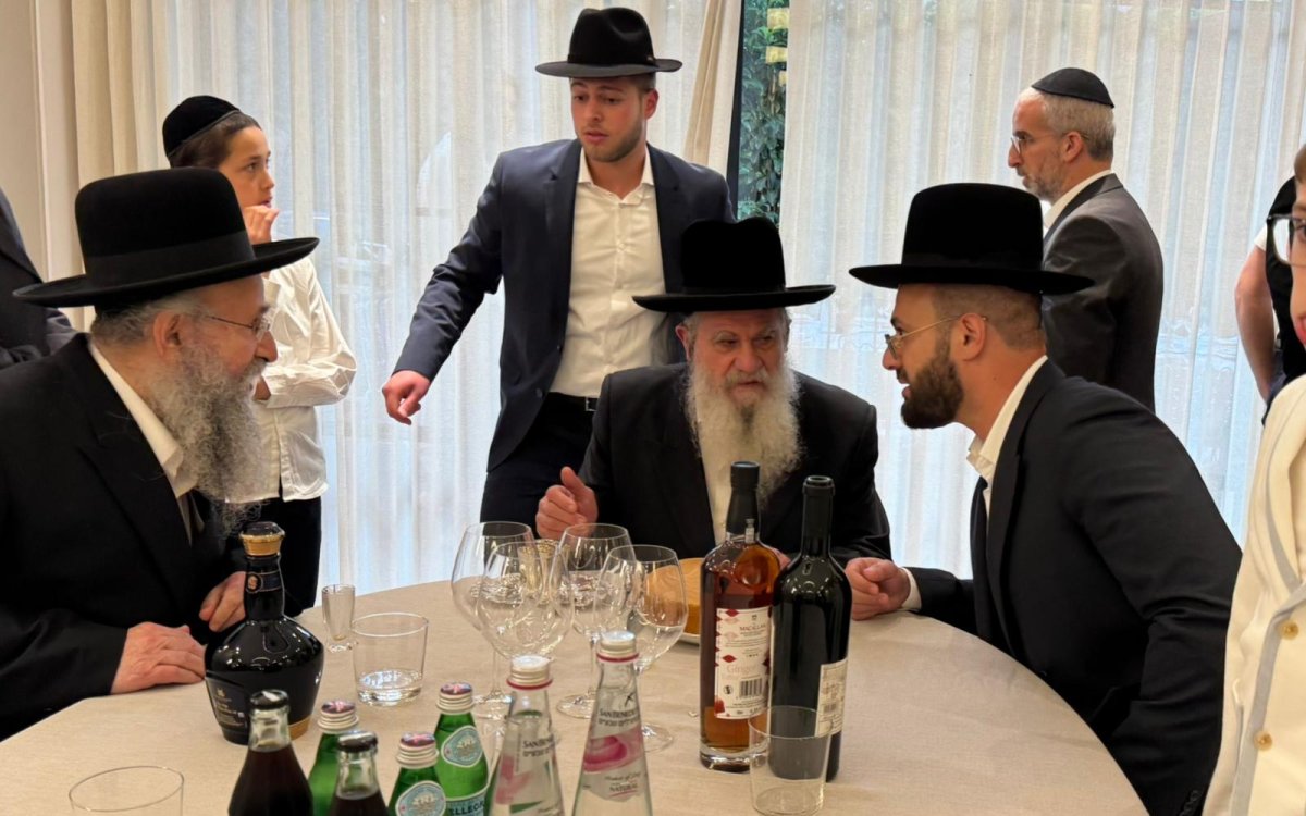 באדיבות המצלם