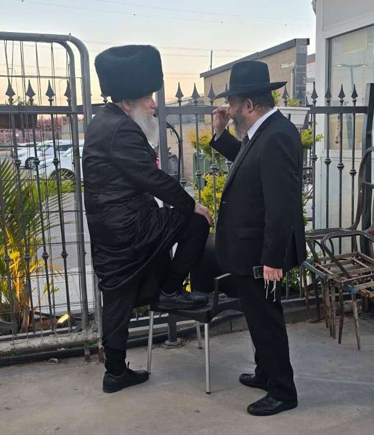 באדיבות המצלם