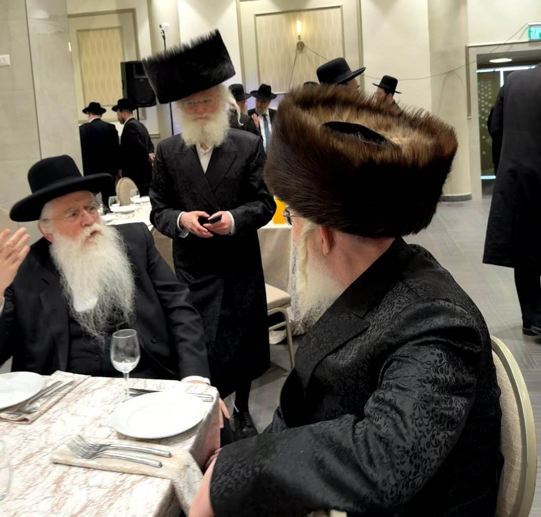 באדיבות המצלם