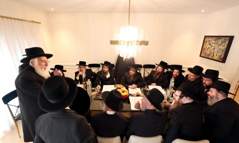 אחרי שני עשורים: ירושת הרבי ה'ברך משה' חולקה בהגרלה