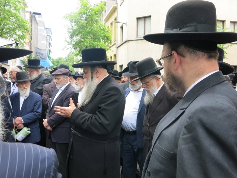באדיבות המצלם