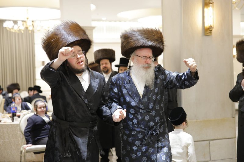 ב. מיכאלי וא.שטול