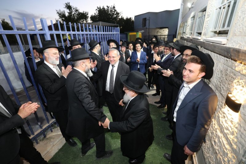 שוקי לרר