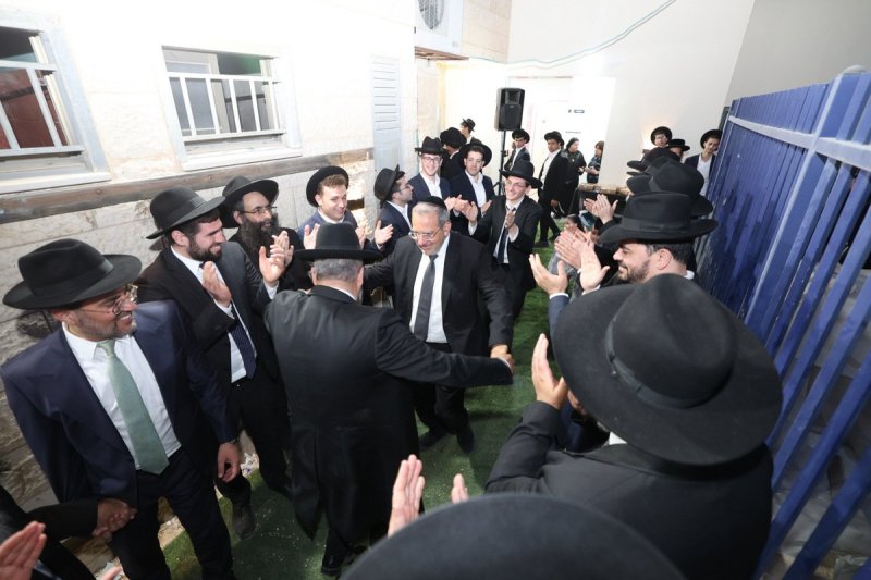 שוקי לרר