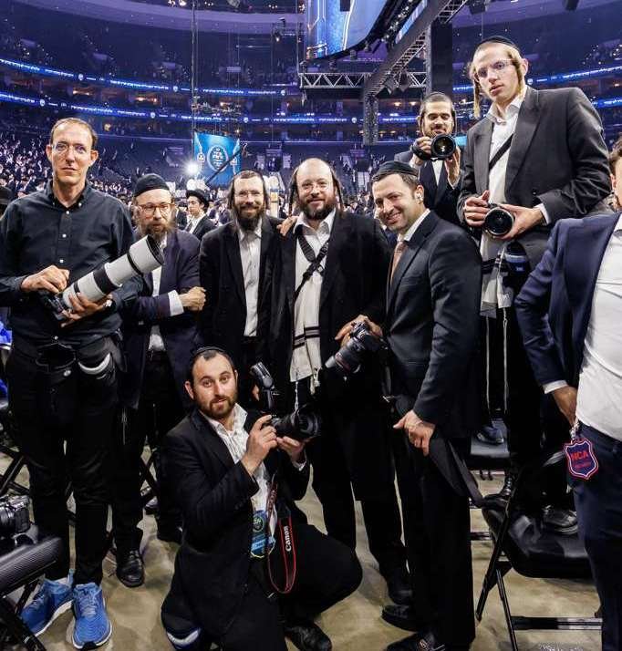 באדיבות המצלם