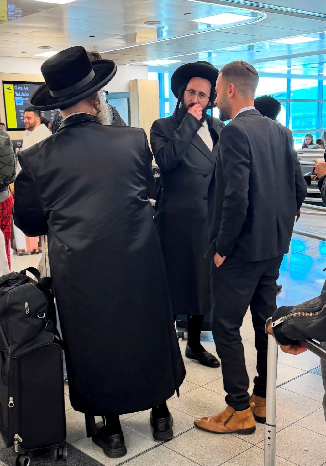 באדיבות המצלם