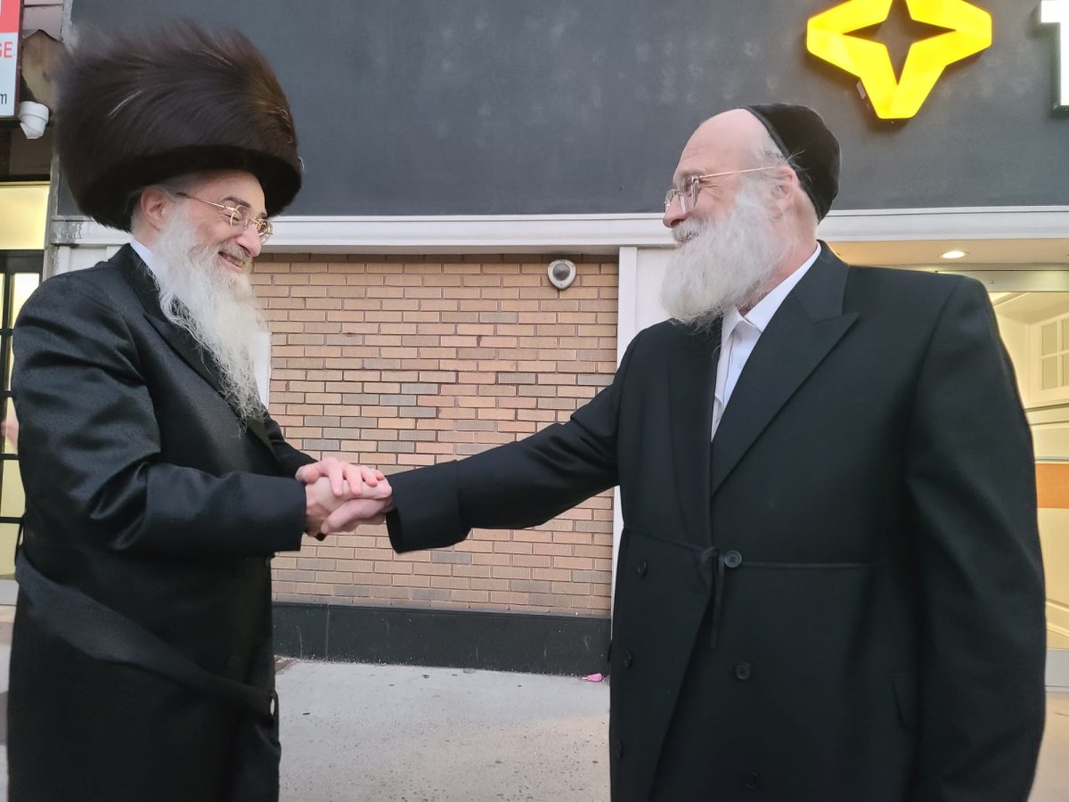 באדיבות המצלם