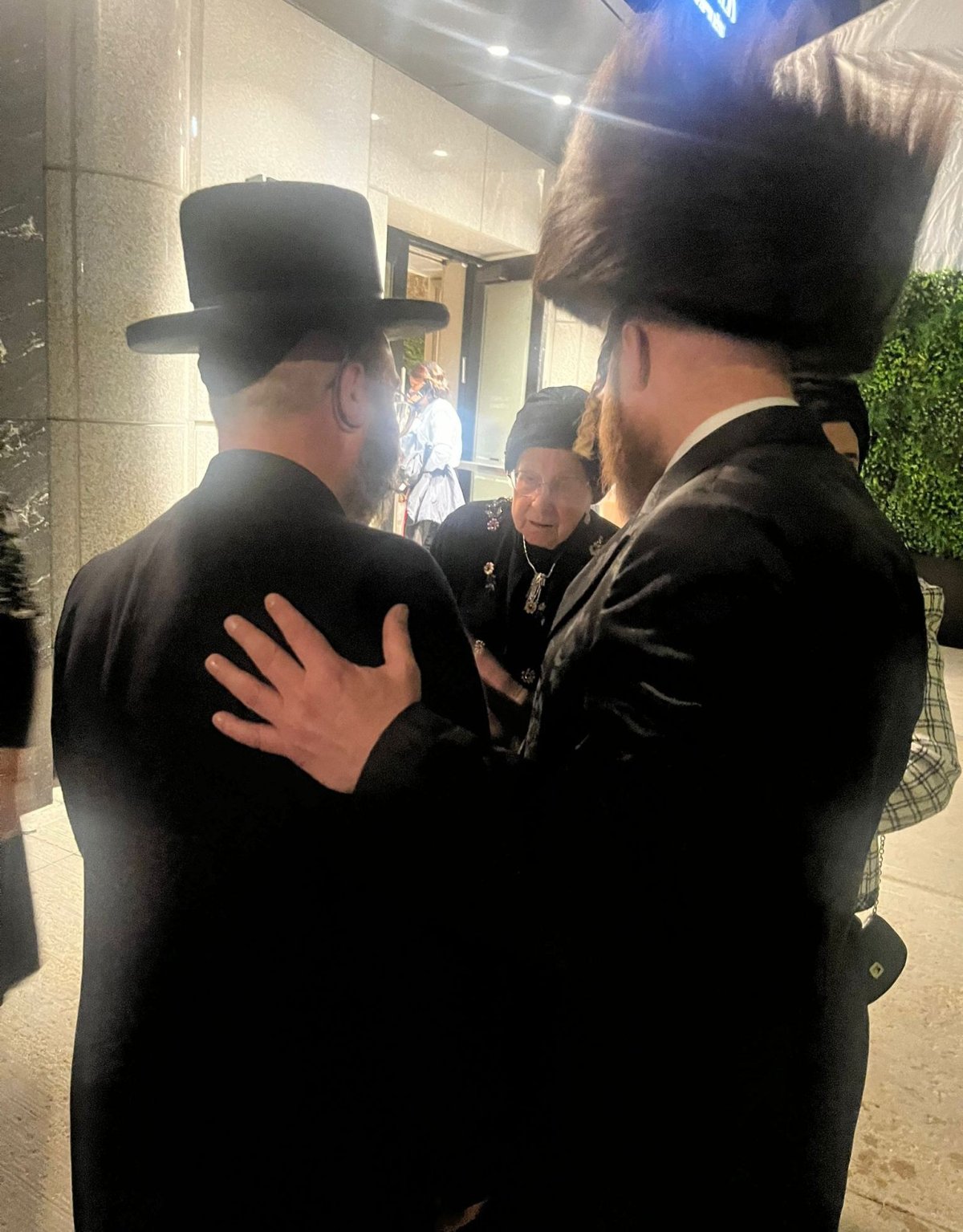 באדיבות המצלם
