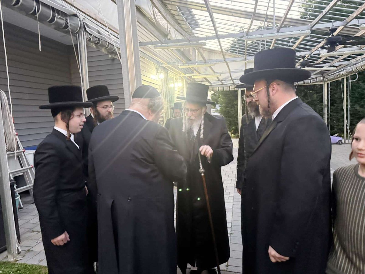 באדיבות המצלם