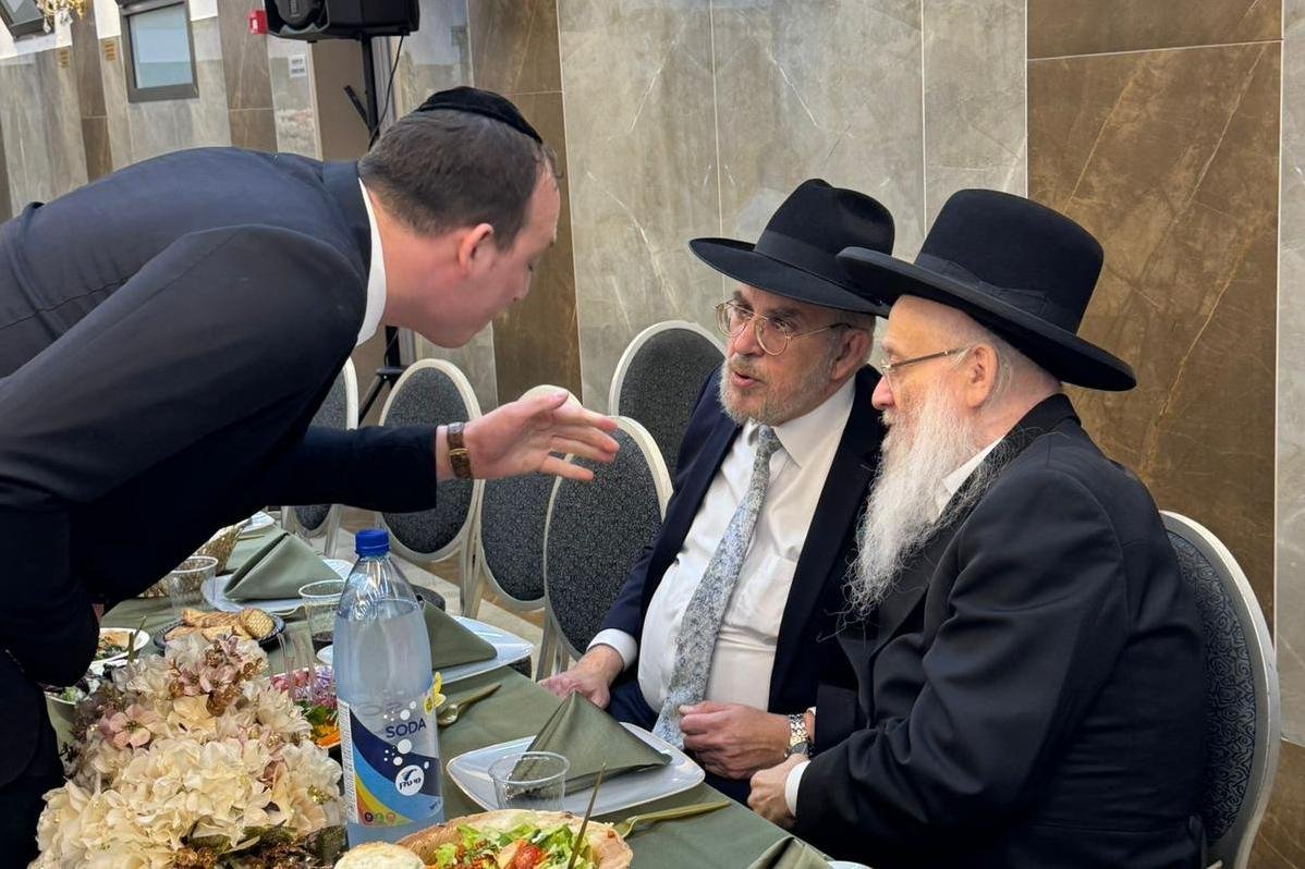 באדיבות המצלם