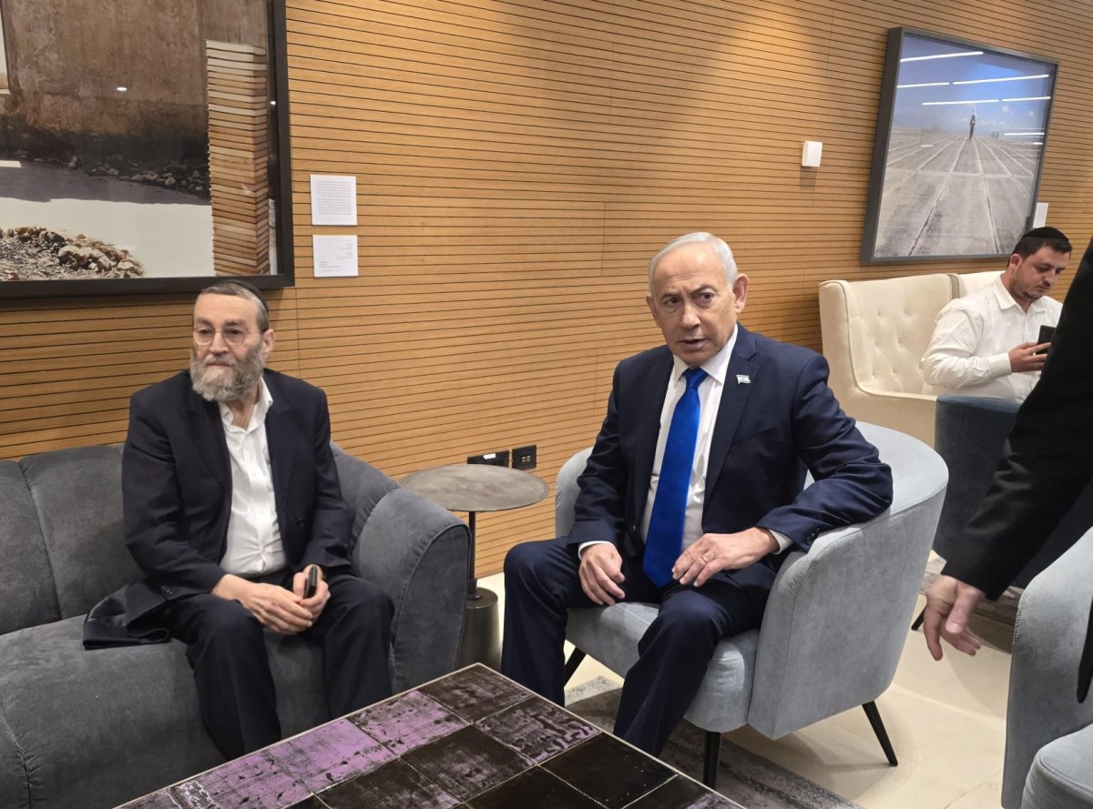 באדיבות המצלם