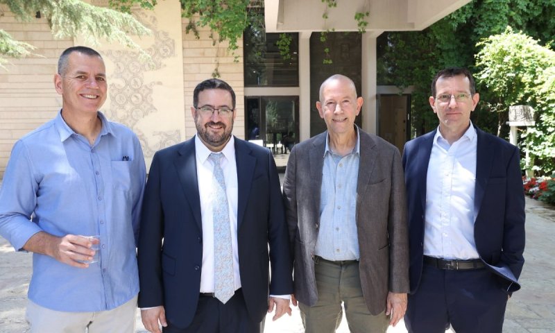ההייטק החרדי: זינוק חסר תקדים במספר המועסקים והישגים פנומנליים של נשים חרדיות בלימודי התוכנה