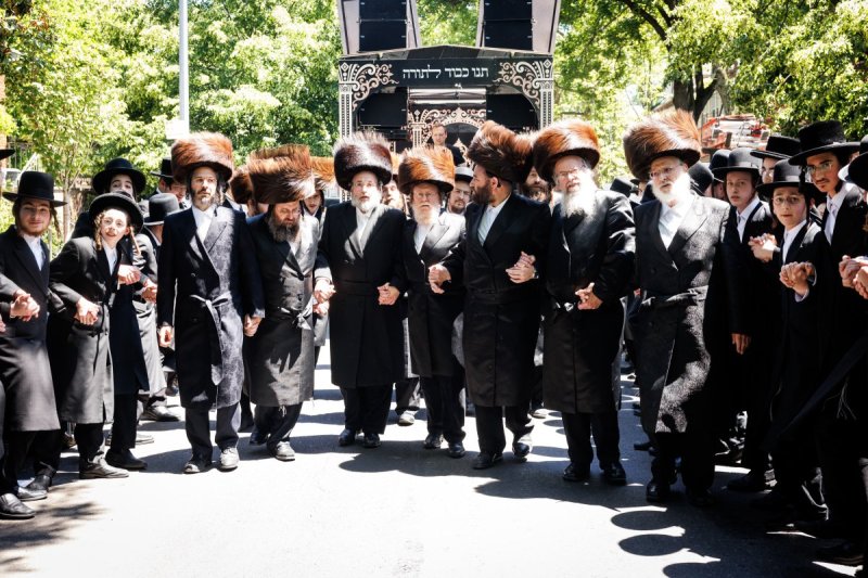 אברומי בלום