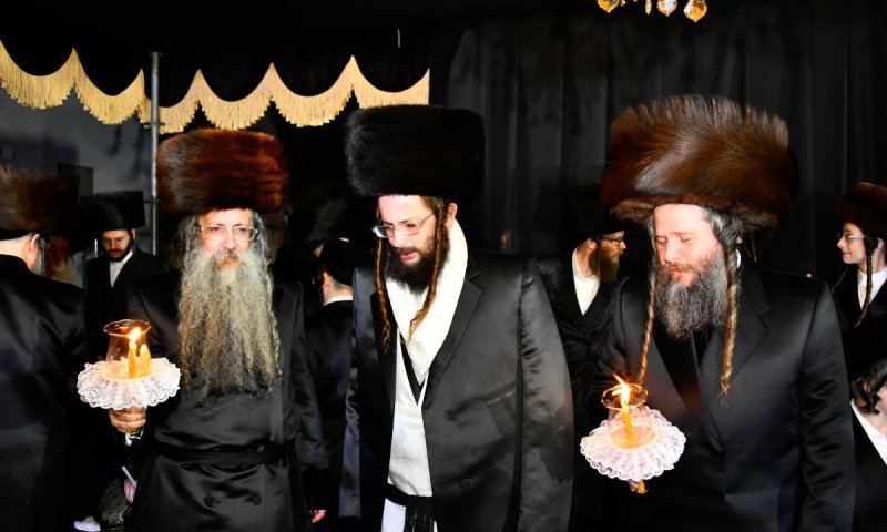 החתונה הגדולה בחצרות מודז'יץ - אופלע - שאץ - מעליץ - בישטנא