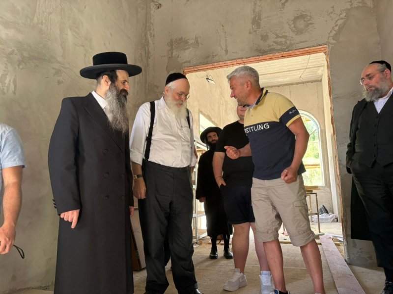באדיבות המצלם