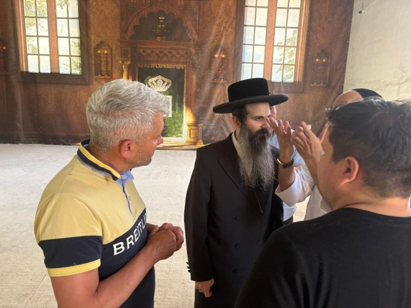 באדיבות המצלם
