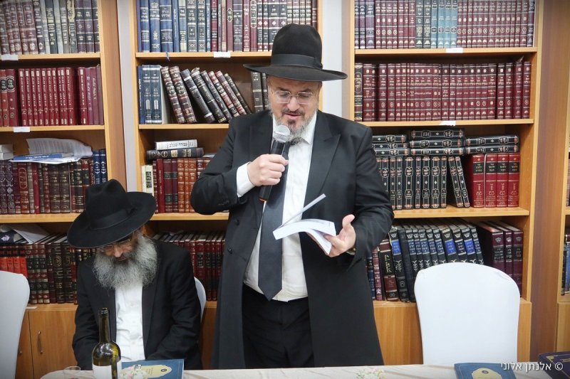 אלנתן אלוני