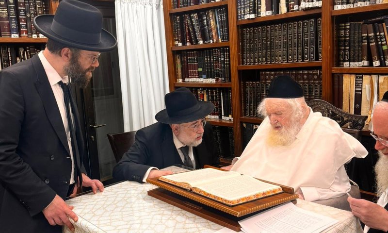 חיזוק משמעותי לעולם הכשרות: הגר"מ אליפנט מנכ"ל בד"ץ OU במסע חיזוק להרמת קרן הכשרות