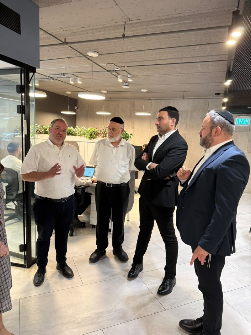 יח"צ