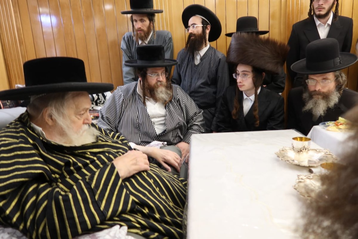 באדיבות המצלם