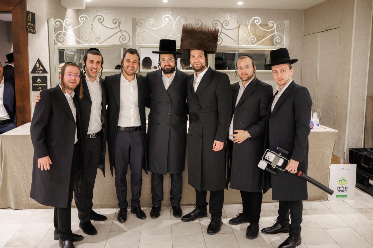 באדיבות המצלם