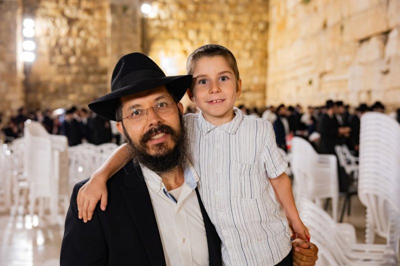חיים טויטו הפקה צבעים הפקות