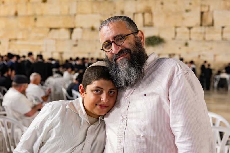 חיים טויטו הפקה צבעים הפקות