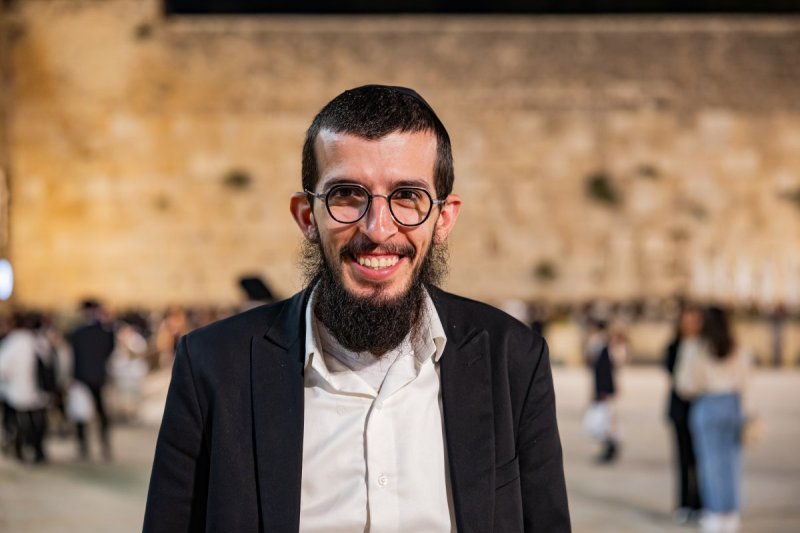חיים טויטו הפקה צבעים הפקות