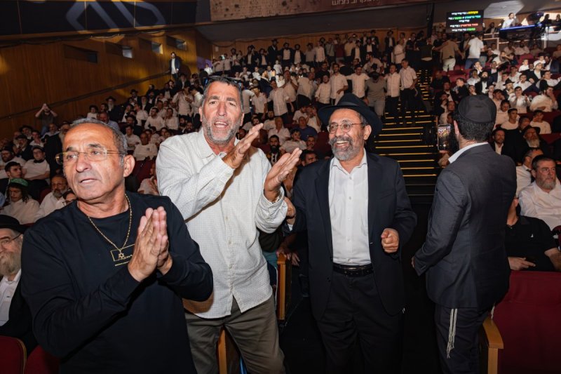 חיים טויטו הפקה צבעים הפקות