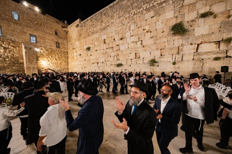 חיים טויטו הפקה צבעים הפקות