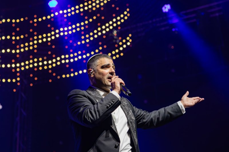 חיים טויטו הפקה צבעים הפקות