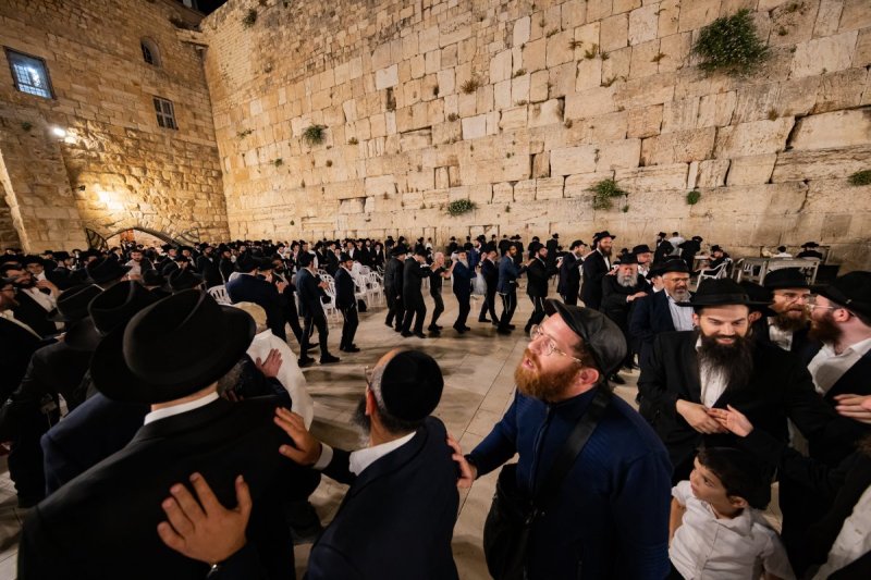 חיים טויטו הפקה צבעים הפקות