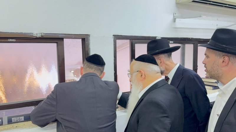 באדיבות המצלם