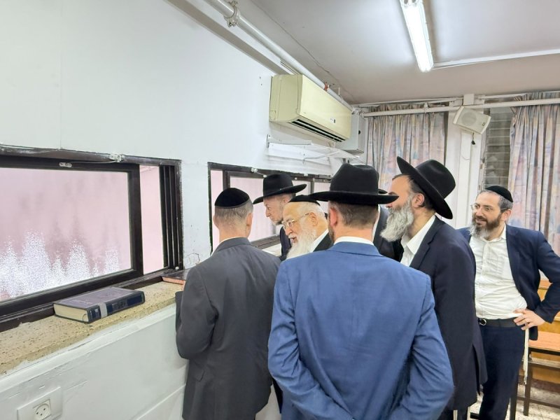 באדיבות המצלם