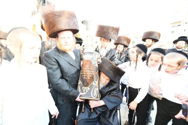 אנשיל בעק