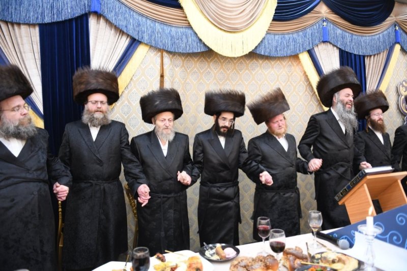 אנשיל בעק