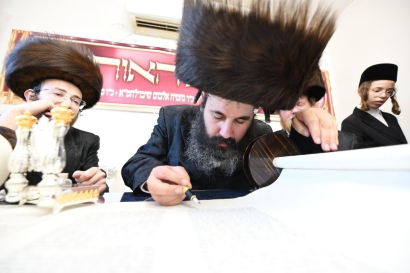 אנשיל בעק