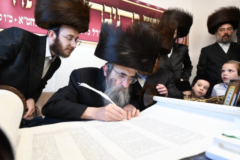 אנשיל בעק