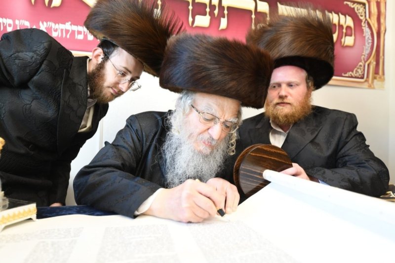 אנשיל בעק