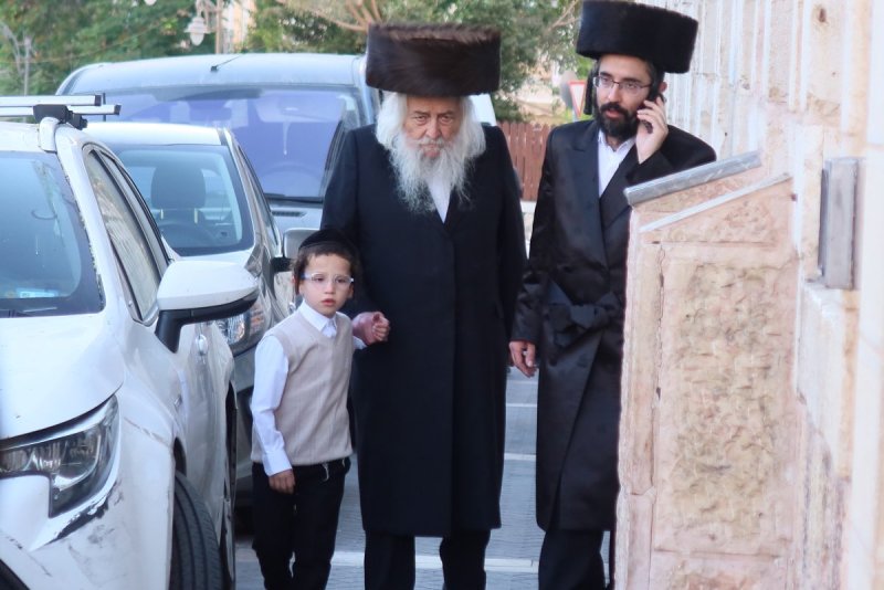 באדיבות המצלם
