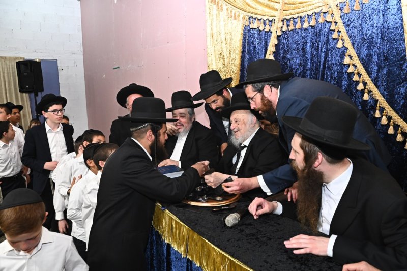 שוקי לרר