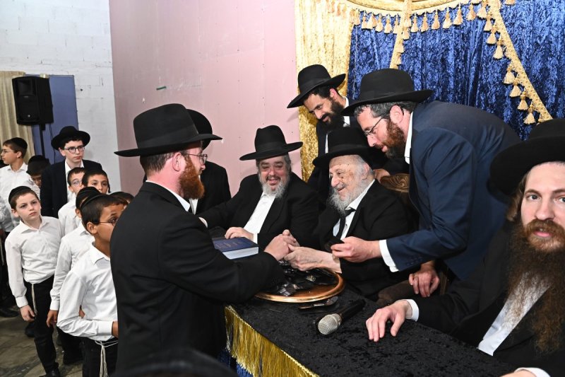 שוקי לרר