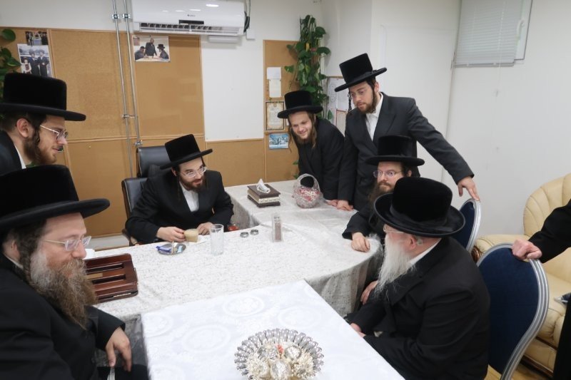 באדיבות המצלם