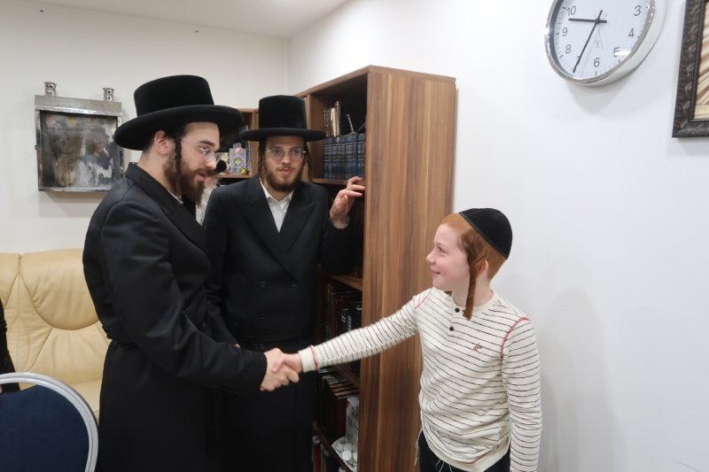 באדיבות המצלם