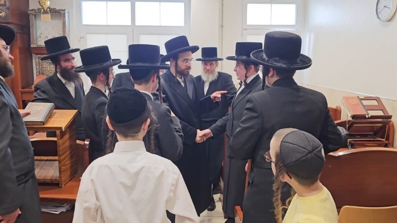 באדיבות המצלם