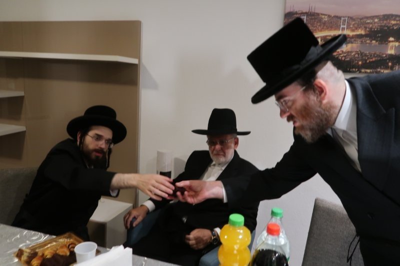 באדיבות המצלם