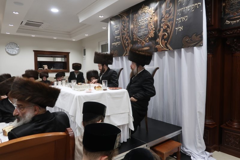 באדיבות המצלם