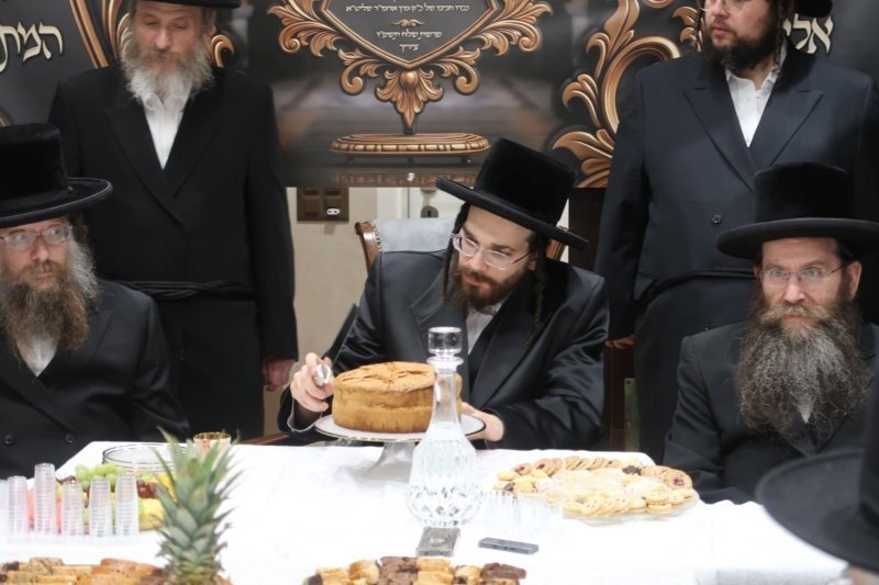 באדיבות המצלם