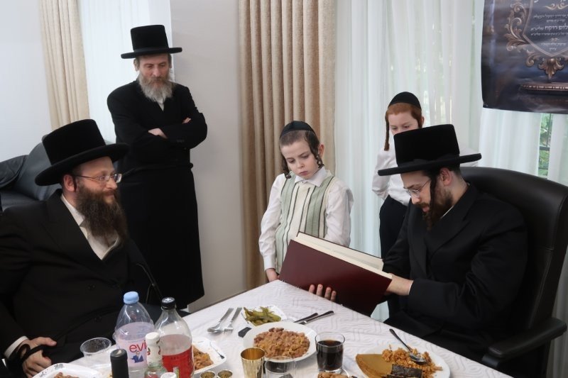 באדיבות המצלם