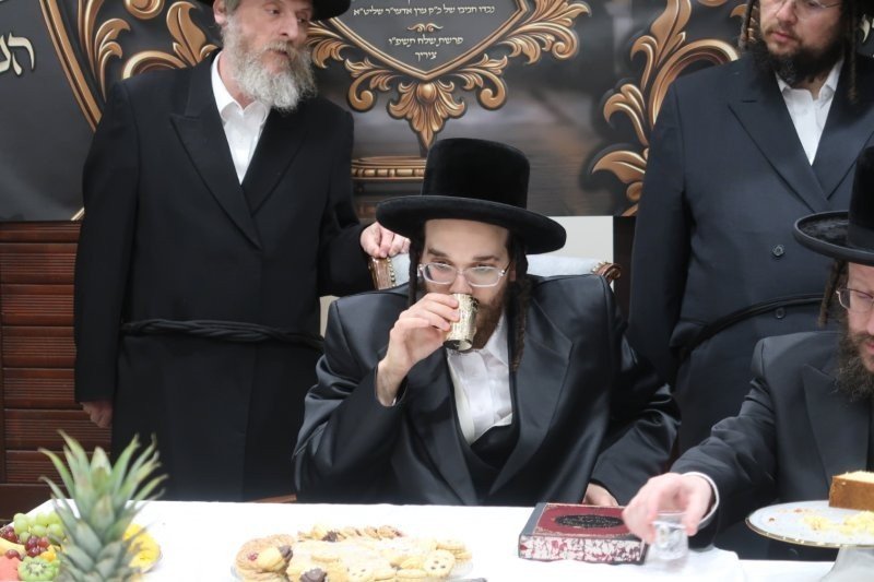 באדיבות המצלם